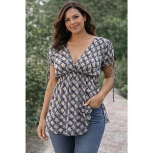 Express Design Studio 100% Silk Babydoll Blouse |